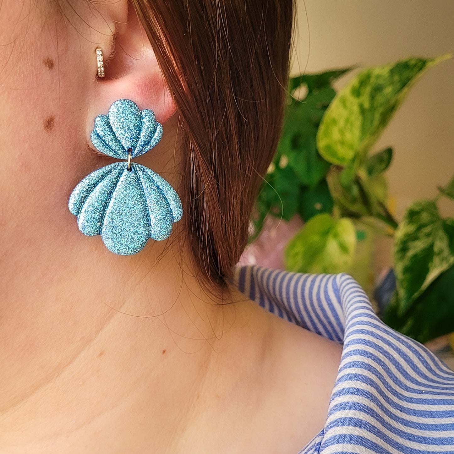 Brincos Vaiana | concha | Glitter | polymer clay